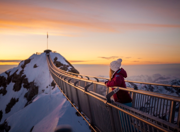 Glacier-3000_Peak-Walk_web