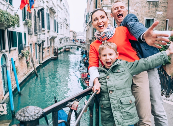 family_in_venice