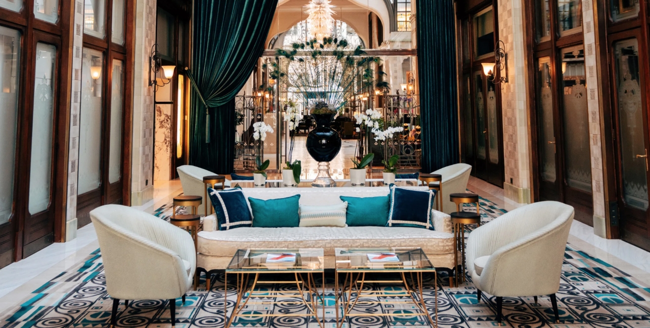 four_seasons_hotel_gresham_palace_budapest_lobby