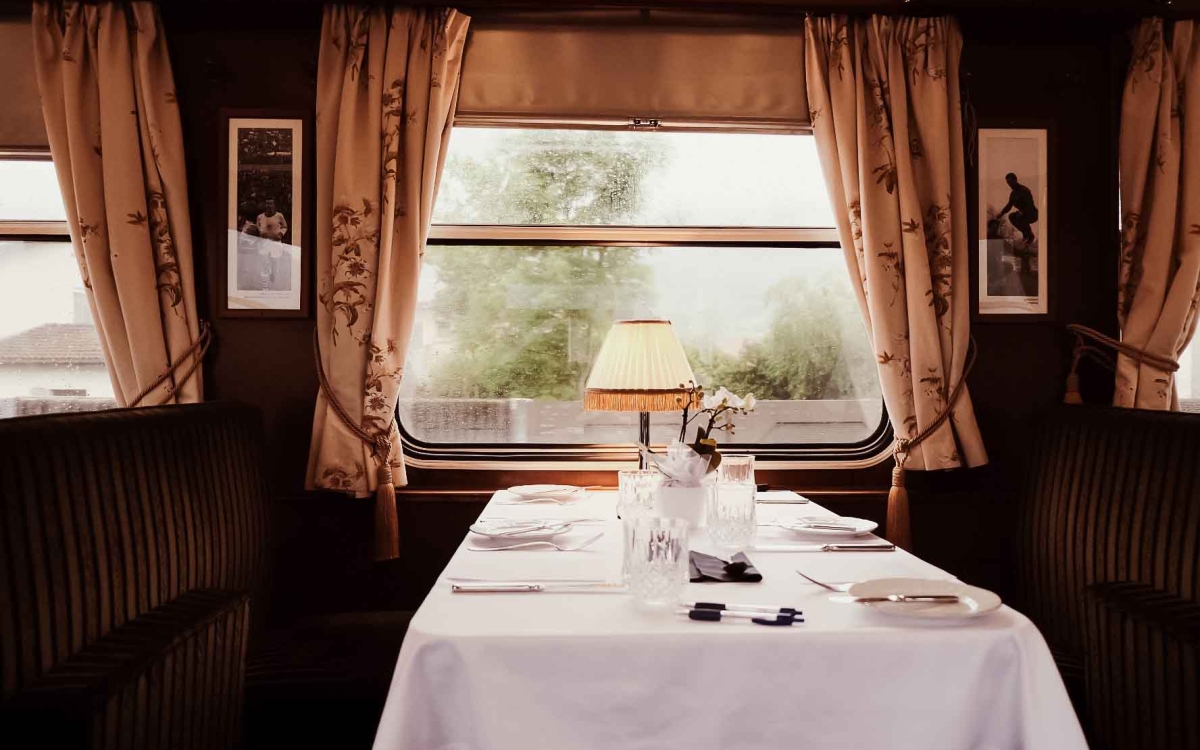 golden-eagle_danube-express-27_53773750959_o.jpg