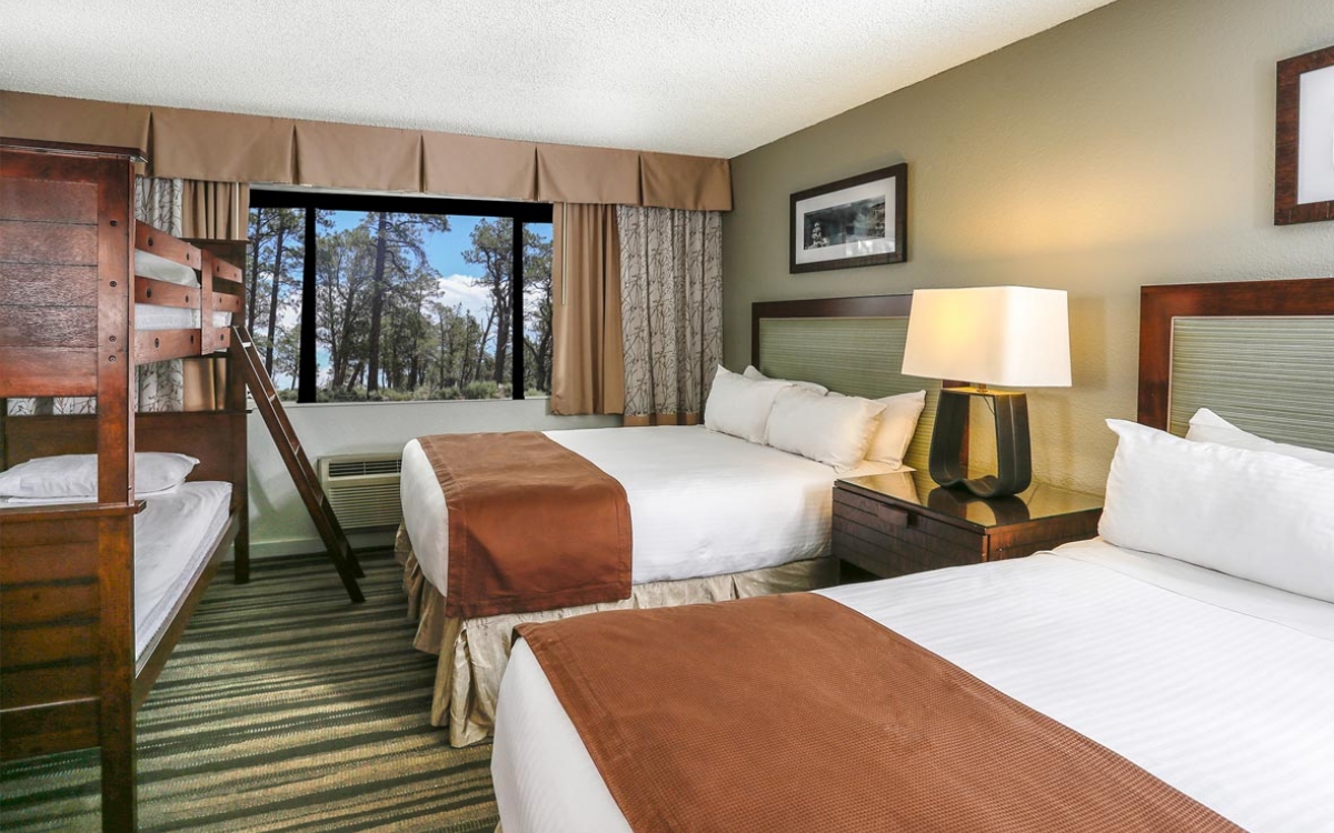 Yavapai Lodge, Grand Canyon, AZ, room