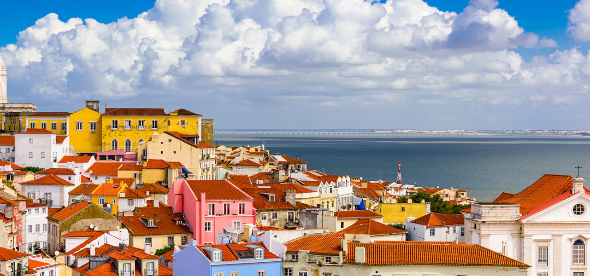 1.-Lisbon-Portugal-Skyling-1800x600