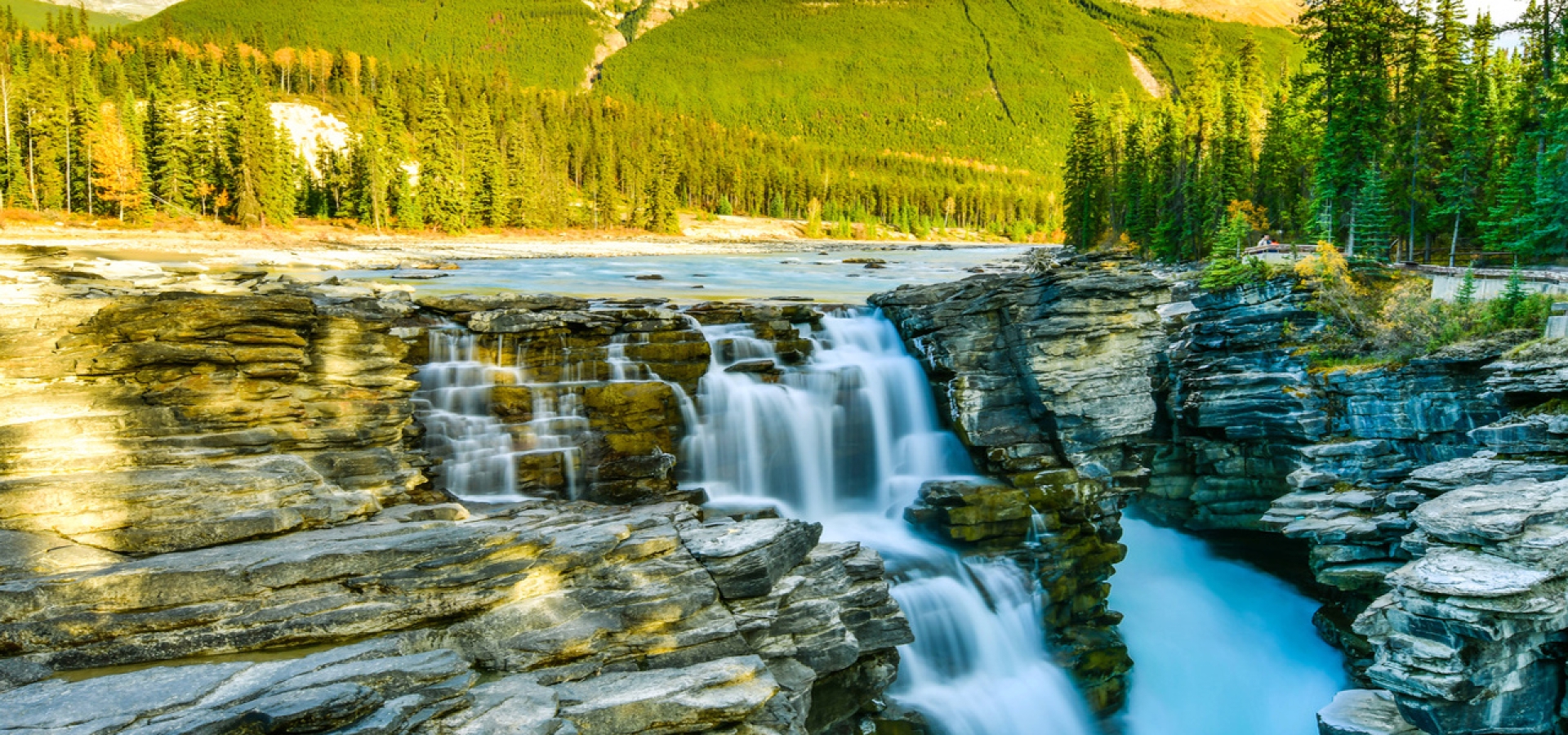 4.-Waterfall-in-Jasper-National-Park-1800x600
