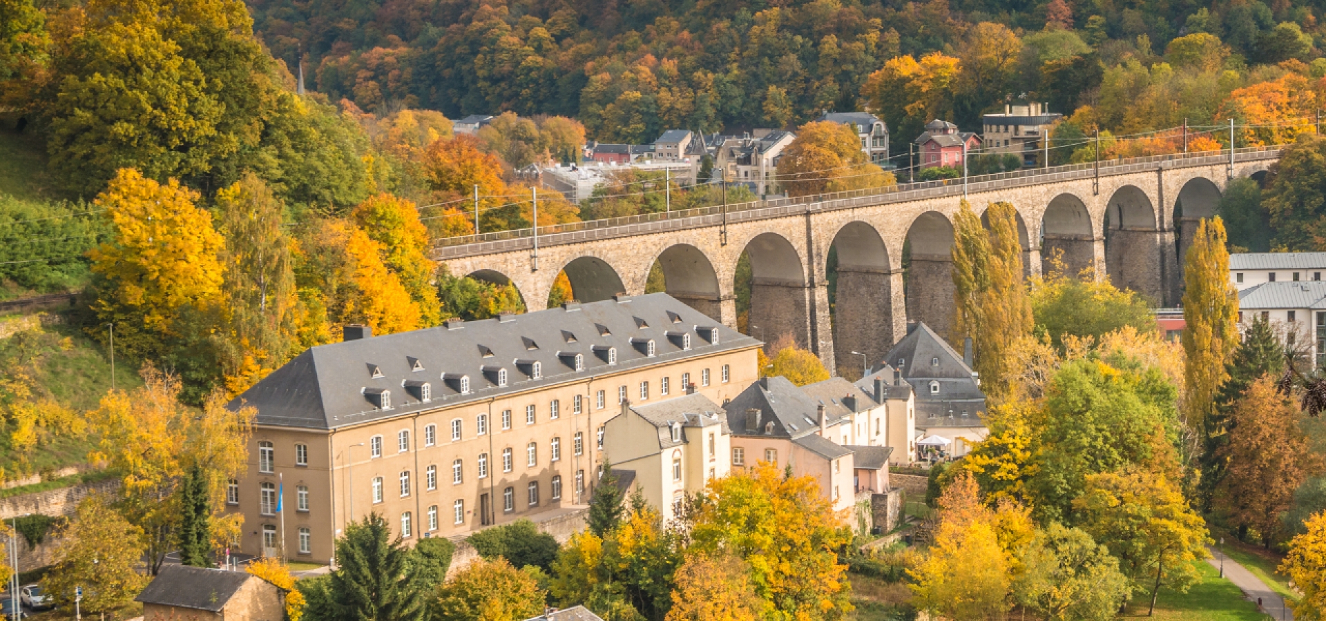 Luxembourg during fall 11800x600