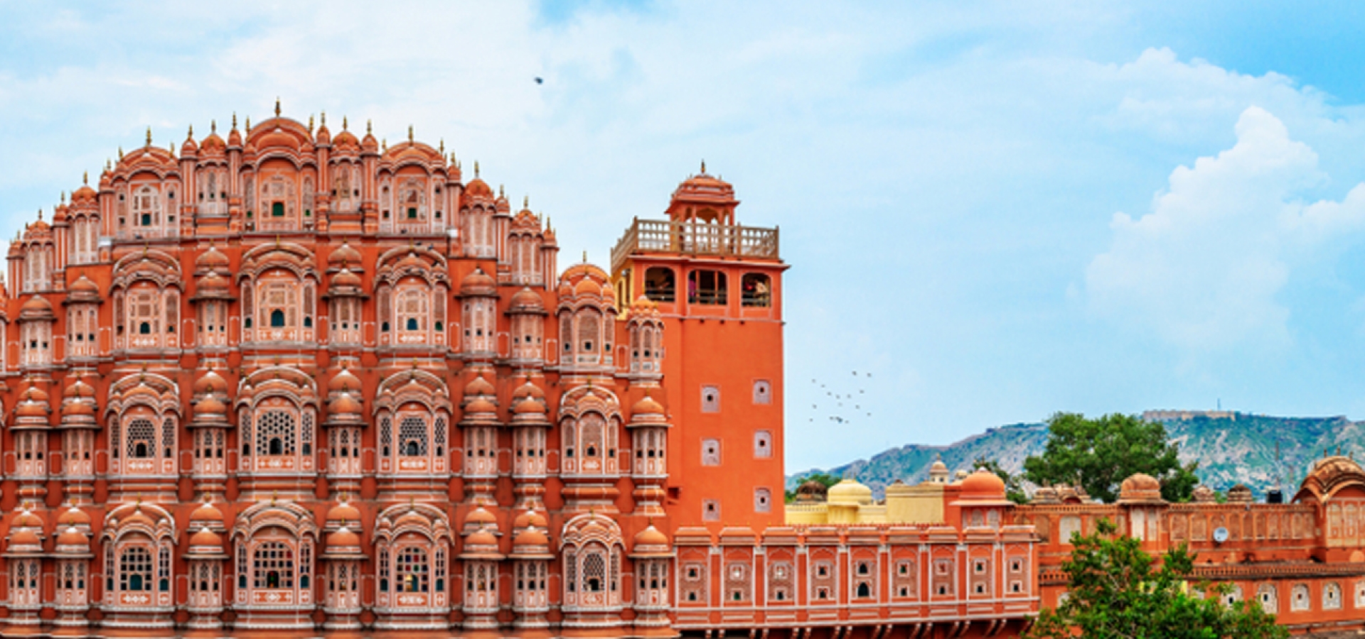 Red-Fort-India-1800x600