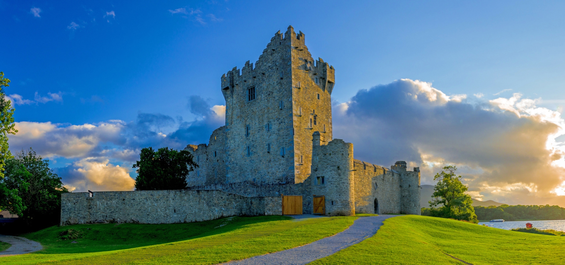 Visit Ireland by Rail