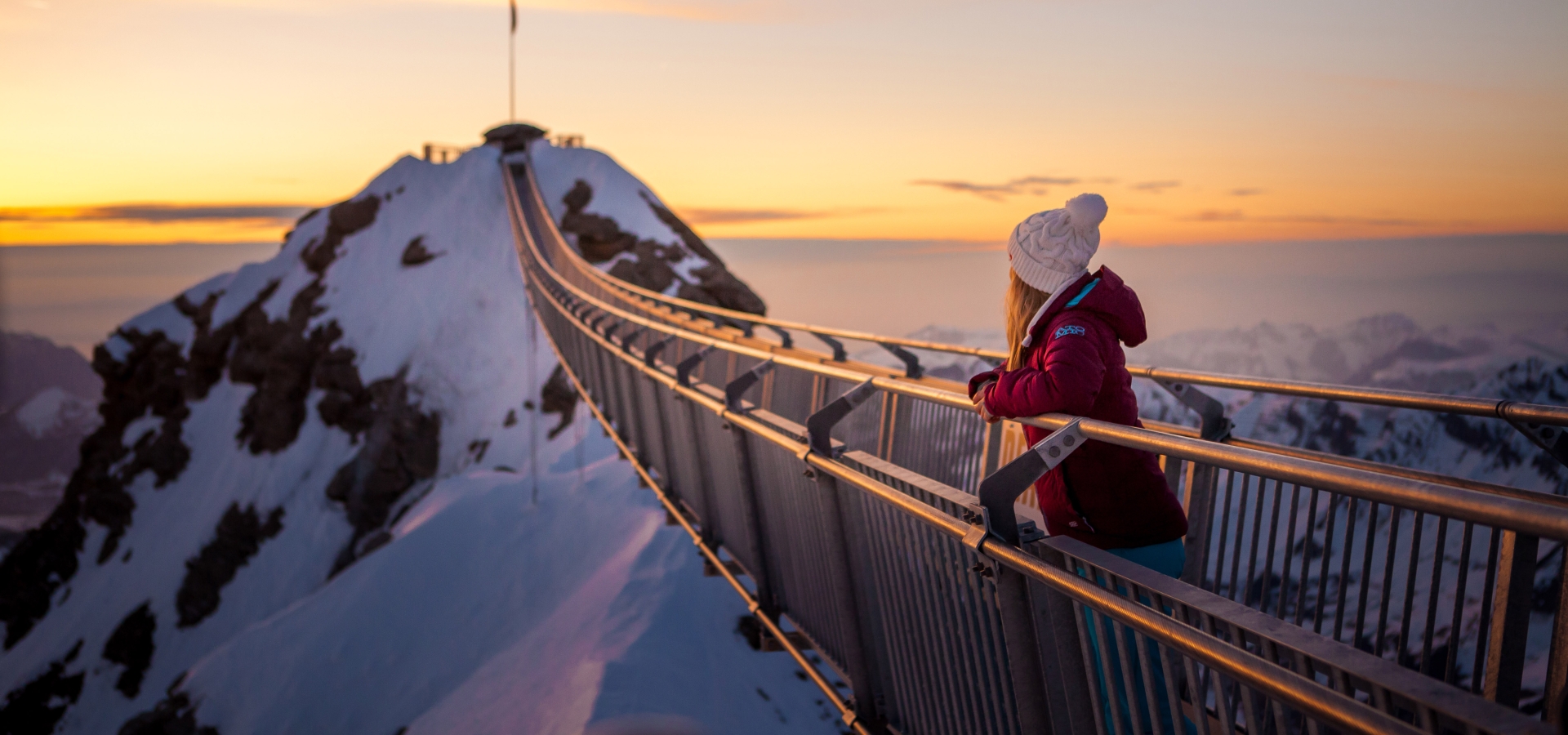 Glacier-3000_Peak-Walk_web