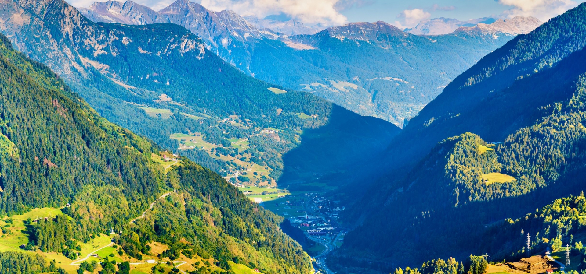 Views of sweeping Alpine scenery