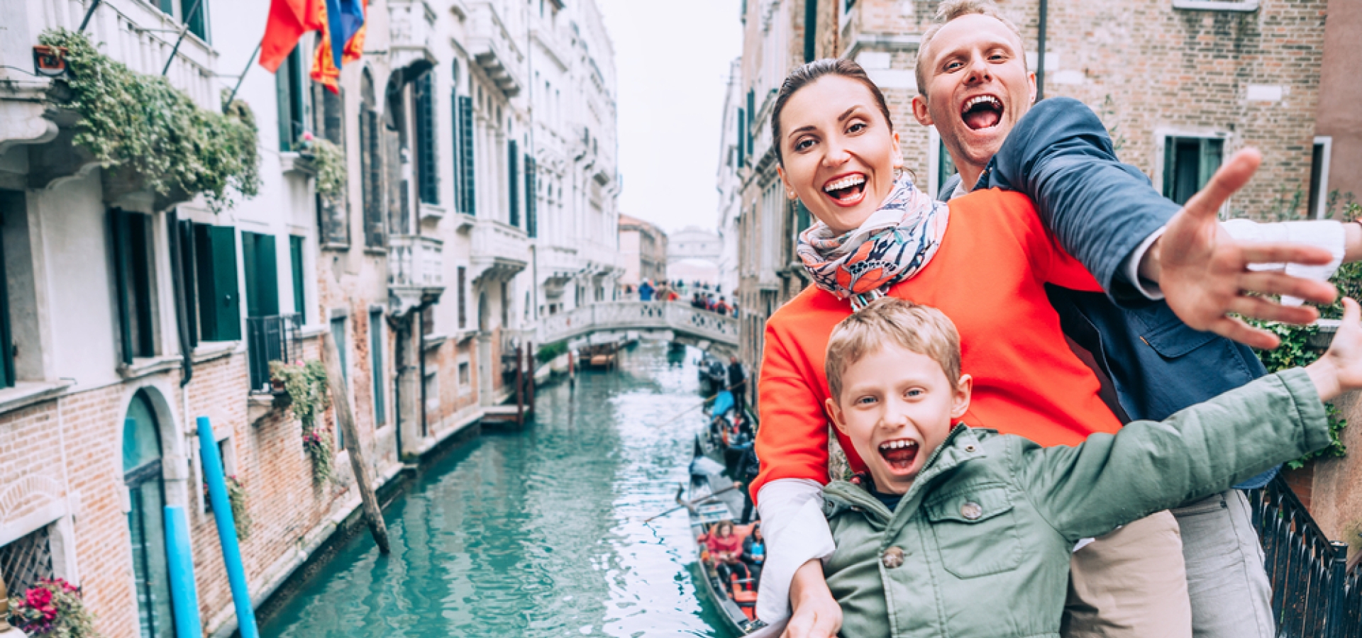 family_in_venice