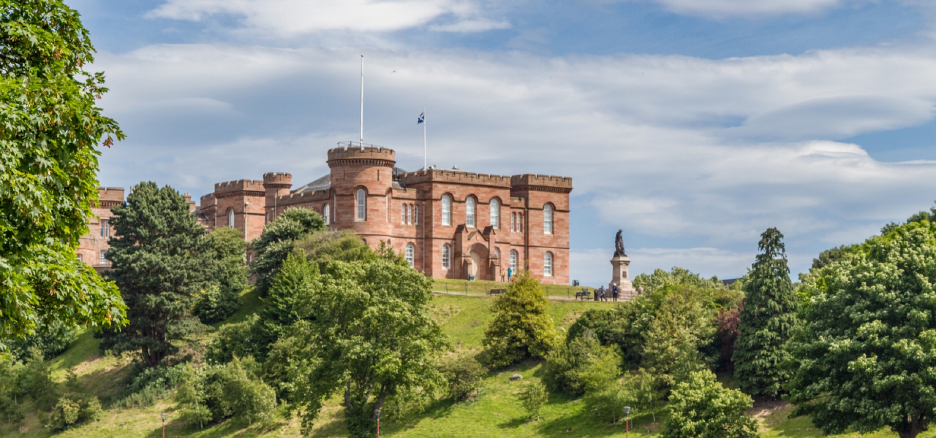 inverness bush and castle