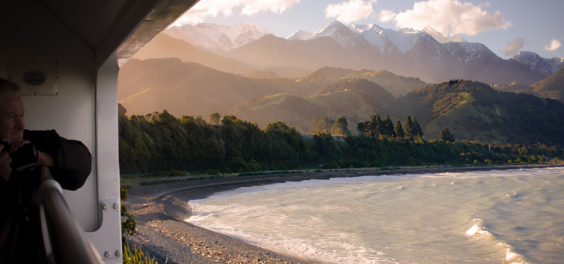 TranzAlpine_New_Zealand_train_view