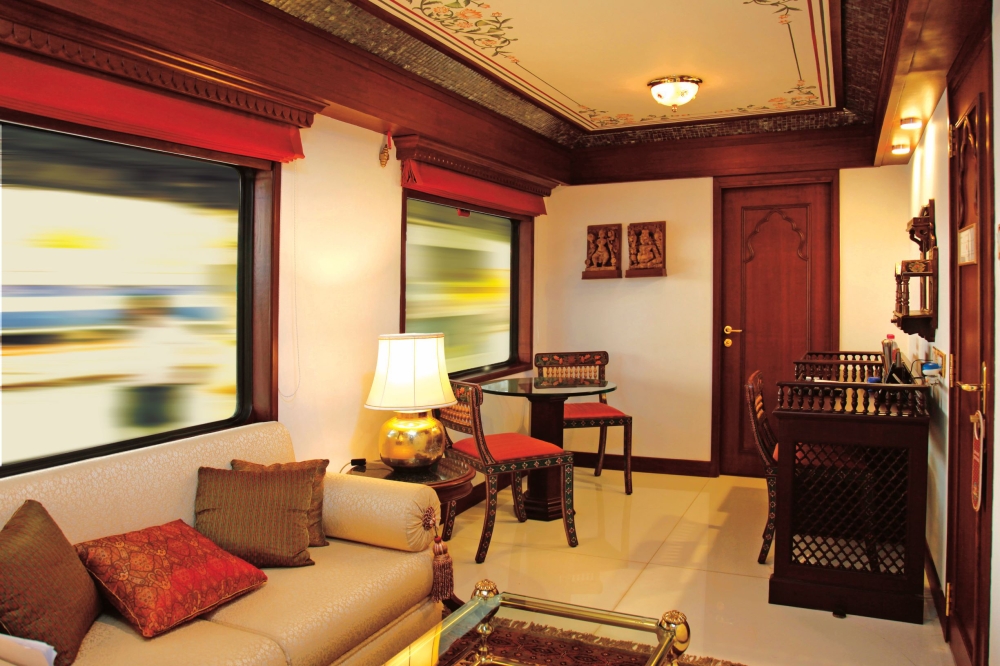 Maharajas-express-train interior
