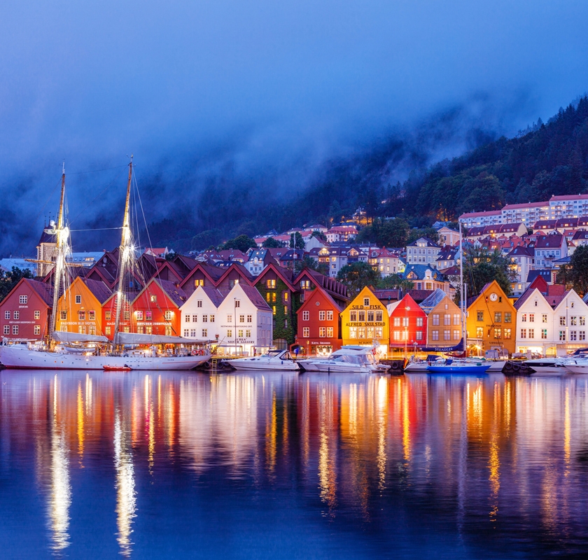 bergen norway at night