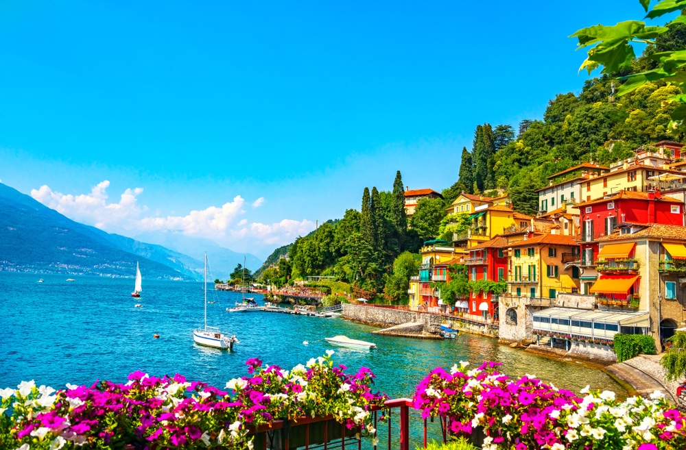 varenna-town-lake-como-italy